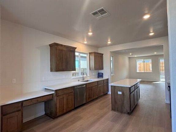 5th image of 3893 Prairie Blues Ct