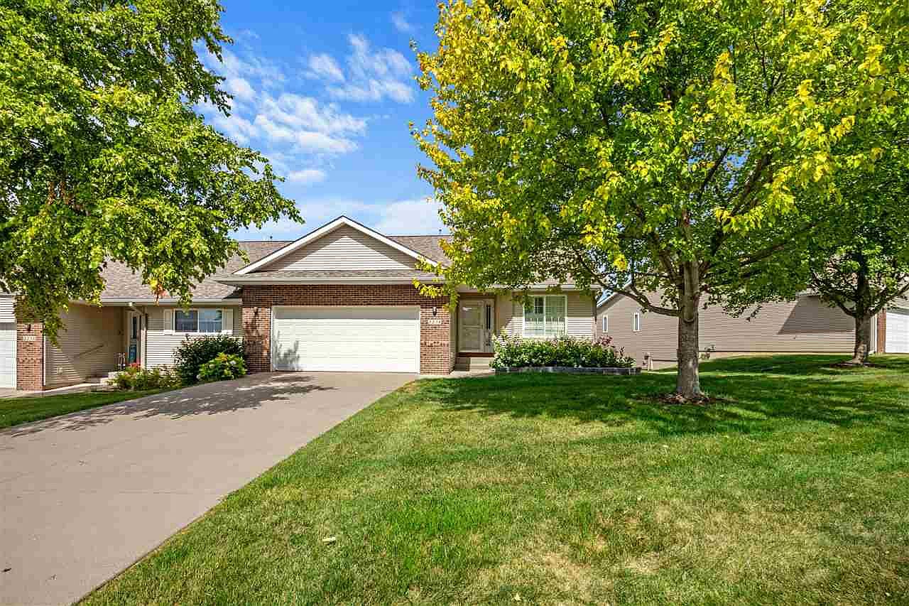 2238 E Grantview Dr, Coralville, IA 52241 Zillow