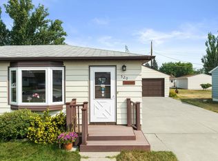 520 24th Ave NW, Minot, ND 58703