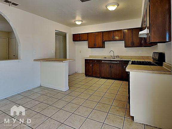 4th image of 15426 N Cactus Ln