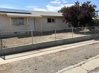 135 Birch St, Hawthorne, NV 89415