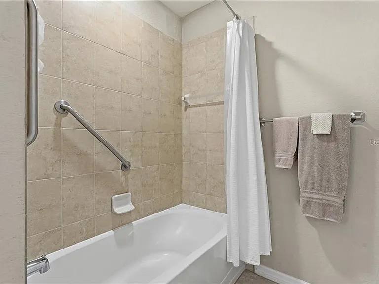 7705 Grand Estuary Trl #305 — Photo 26