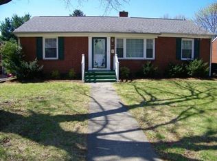 3522 Valley View Ave NW, Roanoke, VA 24012