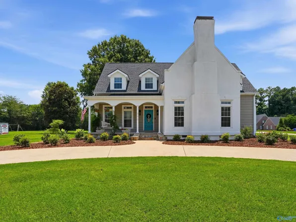 200 N Briarwood Rd, Athens, AL 35613