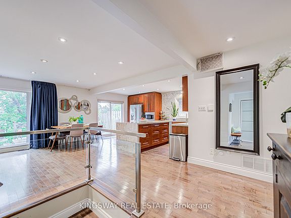 4th image of 20 Wigmore Dr