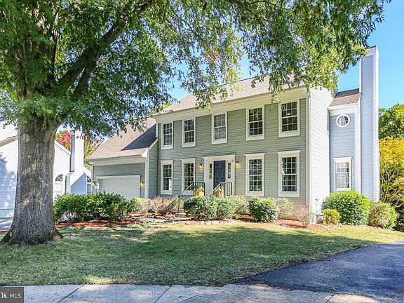 3rd image of 29 Westbrook Ln