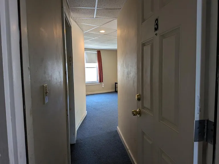 437 Bay St #3 — Photo 2