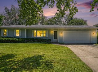 1028 Piccadilly Rd, Kalamazoo, MI 49006