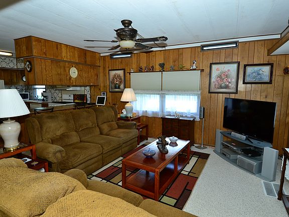 5th image of 2216 Corn Crib Ln
