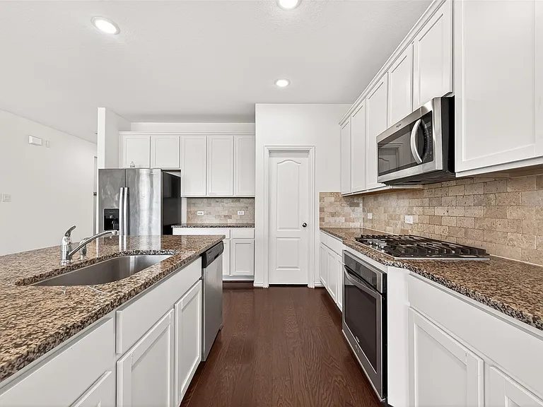 8114 Royal Palm Ct — Photo 16