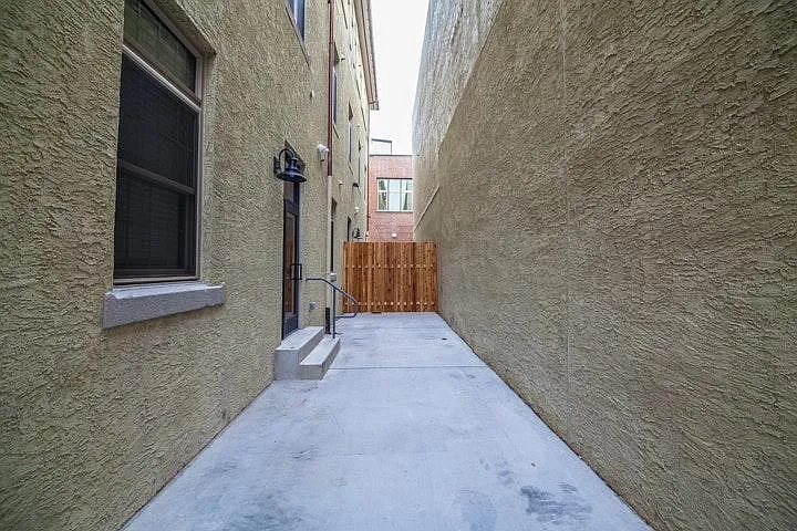 615 S 6th St #102 — Photo 10