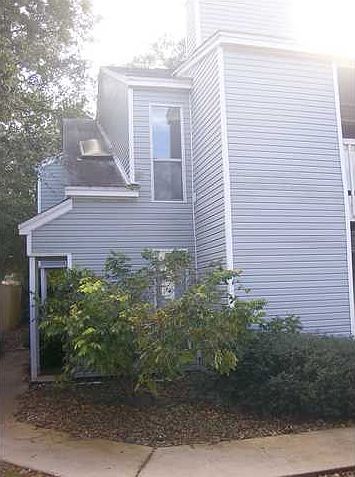 1st image of 31 Park Cir SE Unit 10
