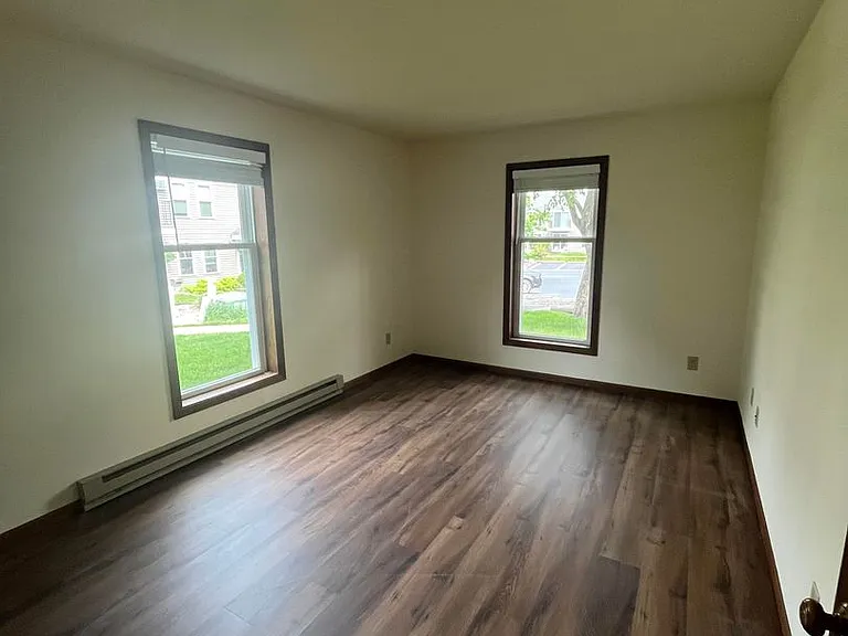 High Point Commons Apartments — Photo 33