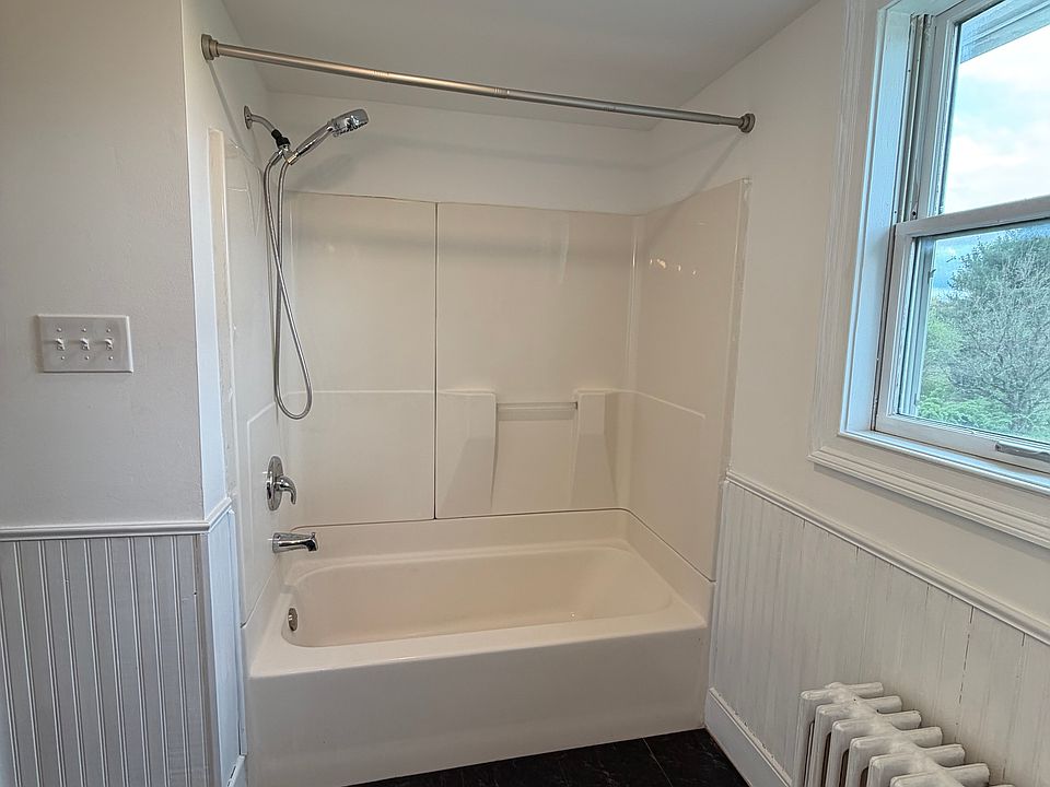 1st image of 2526 Mountain View Dr #A