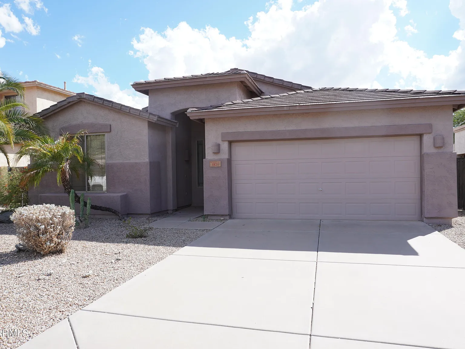 3 bed, 2.0 bath, 1661 sqft, $2,800 — Photo 1