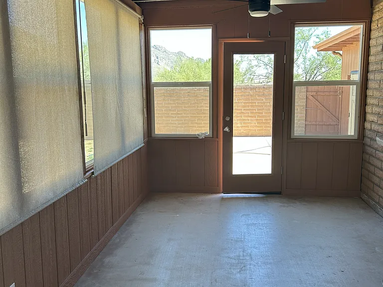 11830 N Joi Dr — Photo 22
