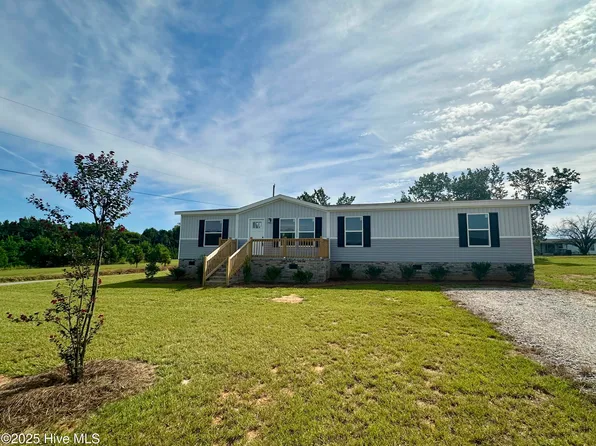 101 Cottonwood Court, Kenly, NC 27542