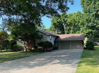 6721 Derek Cir SE, East Sparta, OH 44626