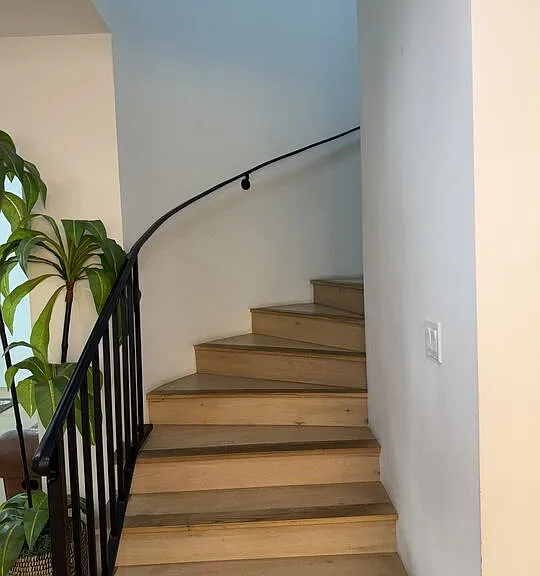 4342 Angeles Vista Blvd — Photo 9