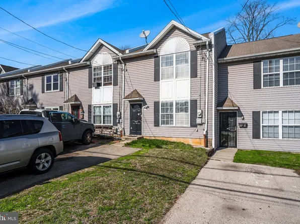 6671 Musgrave St, Philadelphia, PA 19119