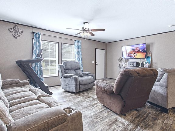 2nd image of 1019 2nd St