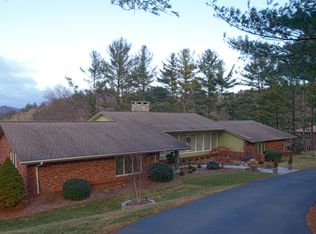 331 Blairmont Dr, Boone, NC 28607