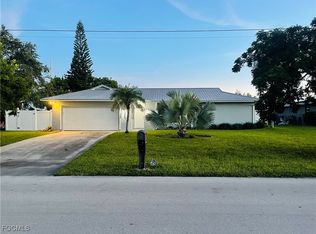 1518 SE 32nd St, Cape Coral, FL 33904