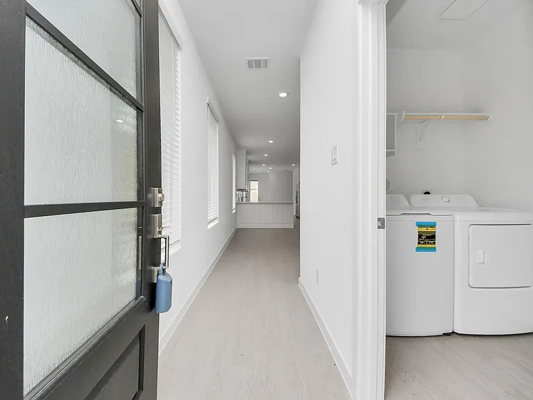 1062 Blue Stone Dr — Photo 12