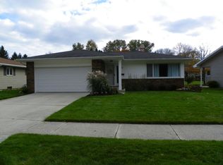 2613 Eisner Ave, Sheboygan, WI 53083