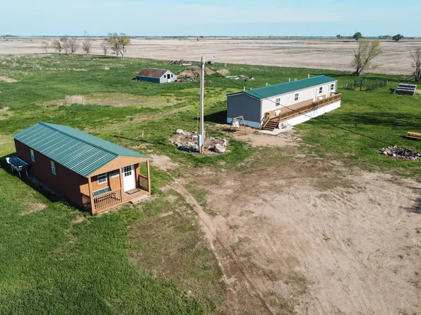 24244 417th Ave, Artesian, SD 57314