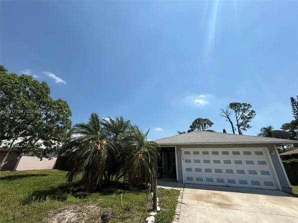 672 SW Ewing Ave, Port Saint Lucie, FL 34983