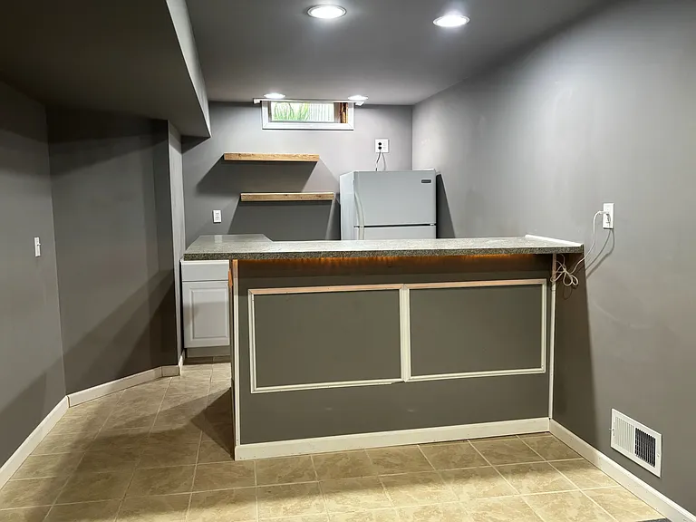 7609 Carlton Dr — Photo 16