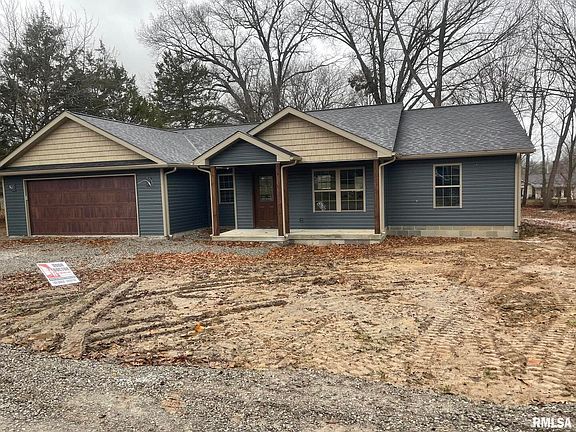 2nd image of 214 Saddie Ln