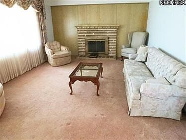 2nd image of 3844 Artmar Dr