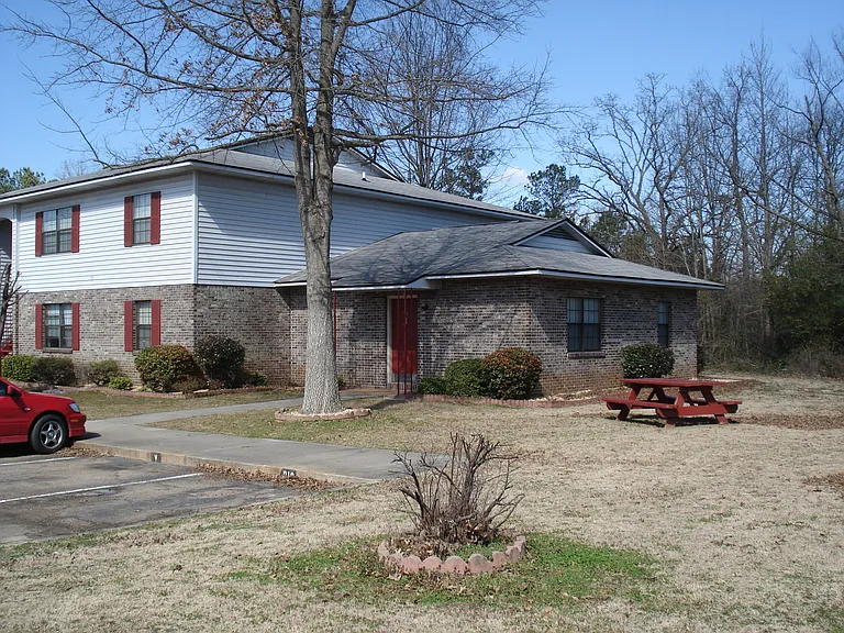 Hartselle Villas — Photo 6