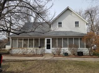 128 Church St E, Belle Plaine, MN 56011