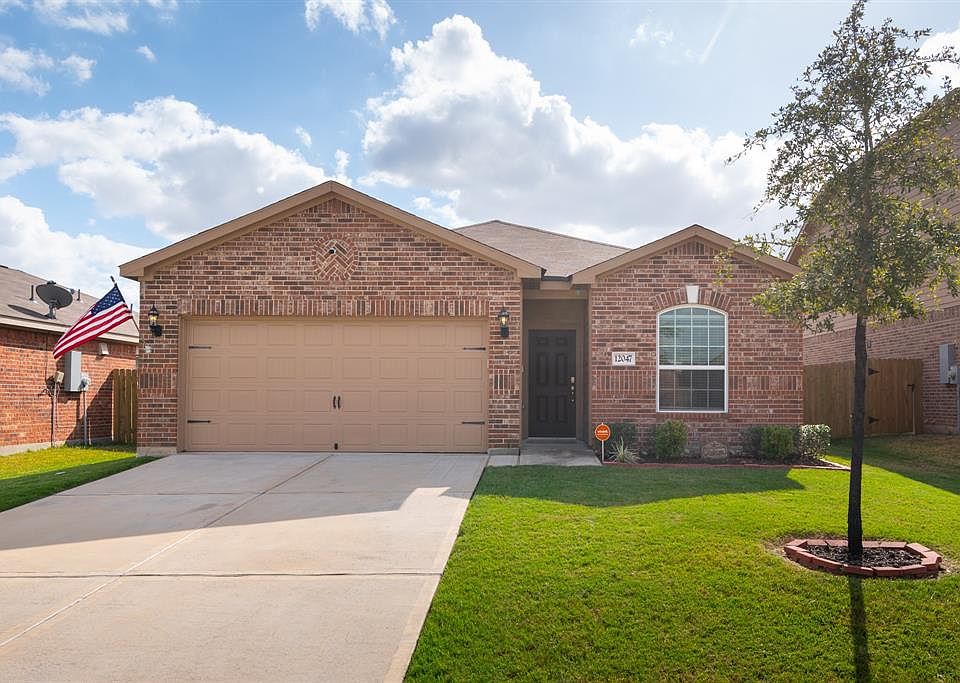 1st image of 12047 Fairquarter Ln