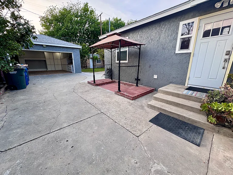 6049 Fidler Ave — Photo 13