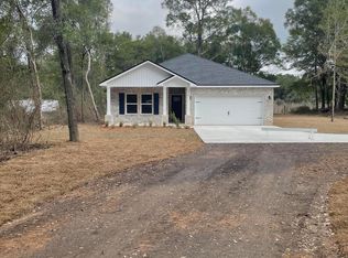 4339 Cooper Ln, Holt, FL 32564
