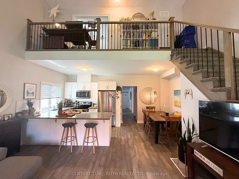 181 Patterson Rd #UPPER LEVEL — Photo 9
