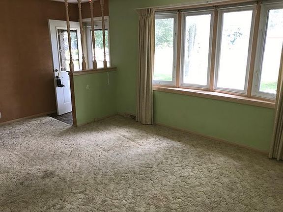 4th image of 940 Lollypop Ln