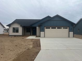 1311 Brock Rd, Dodge City, KS 67801