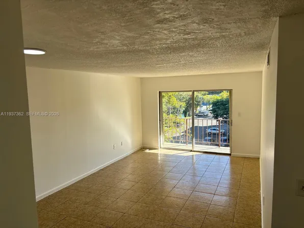 12035 NE 2nd Ave, North Miami, FL