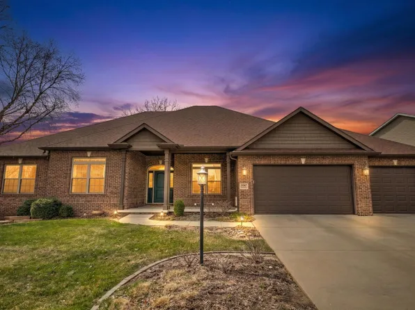 11047 N Country Ridge Ln, Dunlap, IL 61525