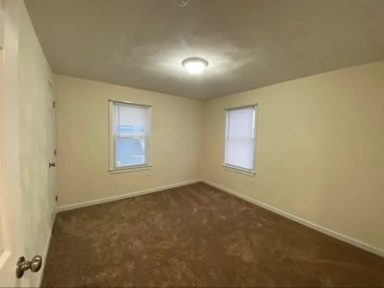 407 N Page Ave — Photo 20