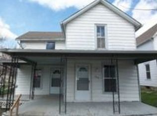 204 W Shawnee St, Paola, KS 66071