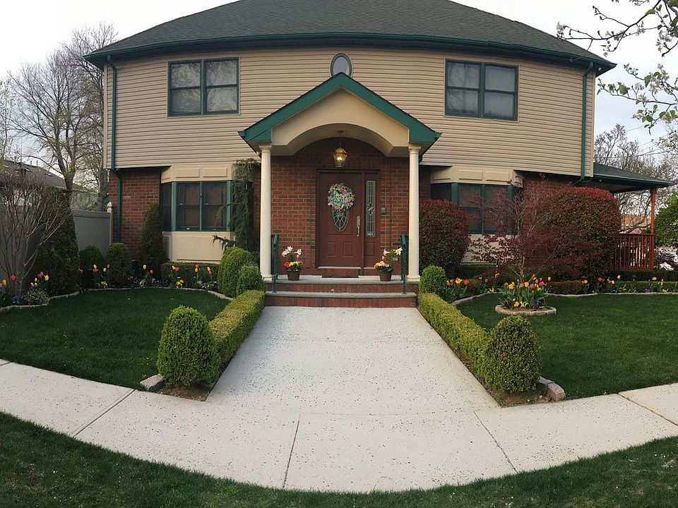 1st image of 25 Sheridan Ct