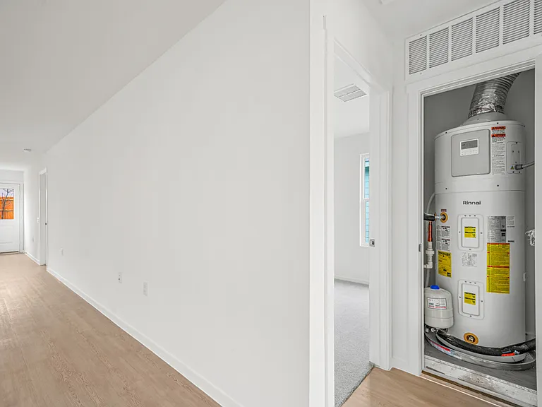 3911 Bates Pl — Photo 18