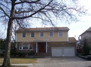 2715 Arkansas Dr, Brooklyn, NY 11234