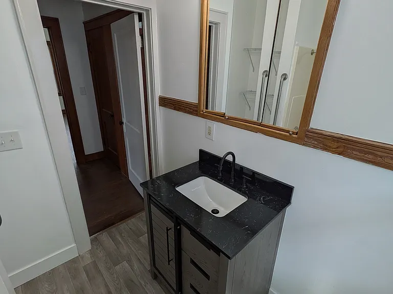 305 N Belmont Ave — Photo 11